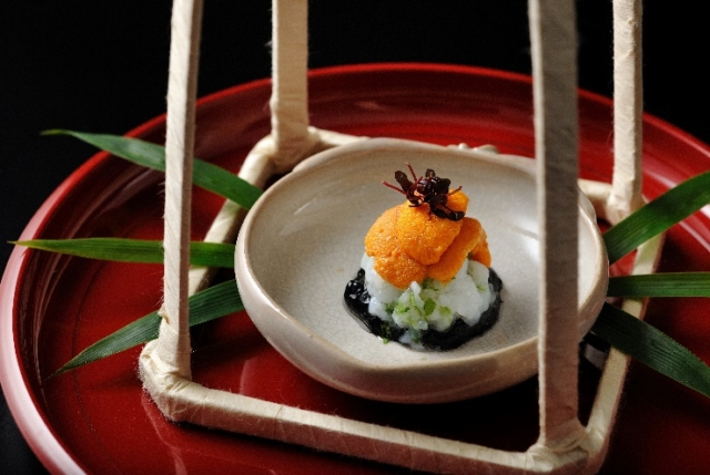 郷土の恵みを心尽くしの会席料理で