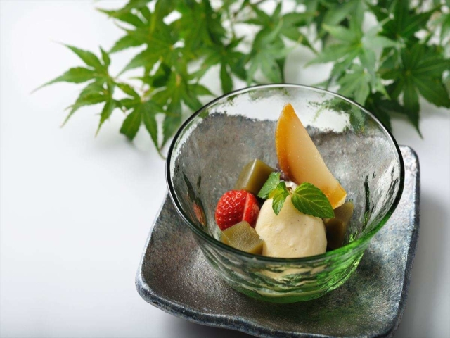 郷土の恵みを心尽くしの会席料理で