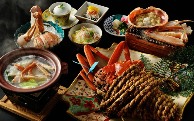 魯山人の思想を映す見事な器と料理の競演