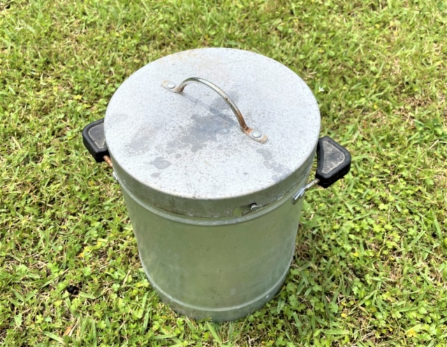 そのほか必須&あると便利な道具 〈ナイフ/着火剤/ファイアスターター/ライター/うちわ/火消し壺〉