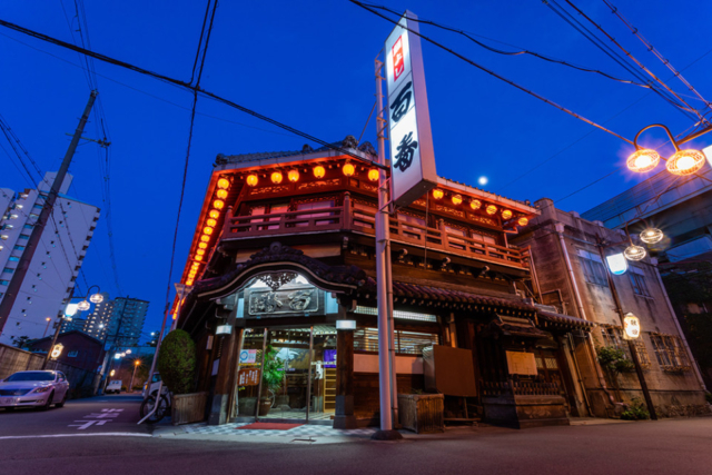 【鯛よし百番(大阪府)】きらびやかでレトロな花街の世界が体感できる老舗料亭