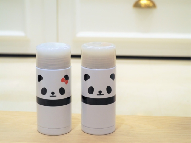 ⑥パンダのマスク、コスメ【シャン・ド・エルブ アトレ上野店】