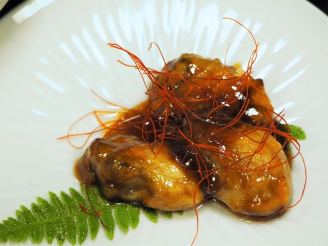 名物の”カキたまりやき”が絶品!「旅館くりもと」