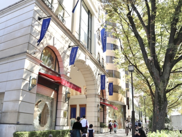 テラス席のあるオープンカフェ1. 表参道のけやき並木にうっとり「ANNIVERSAIRE CAFÉ表参道」(東京・表参道)