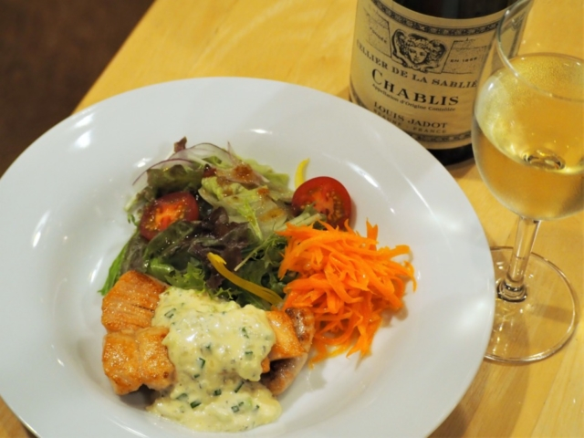 浜中の魚介類いっぱいのコース料理!「ペンションポーチ」でお好みワインと合わせてどうぞ