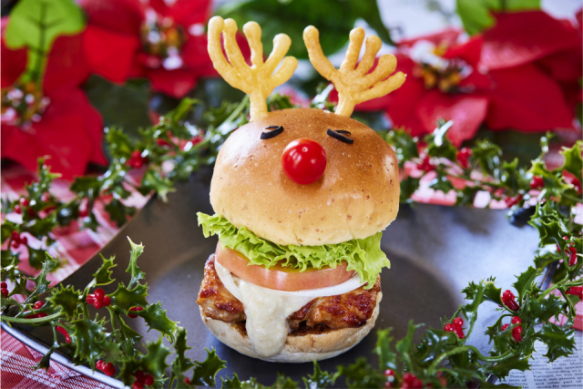 「光の街のクリスマス」で⾷べられるクリスマスグルメ!