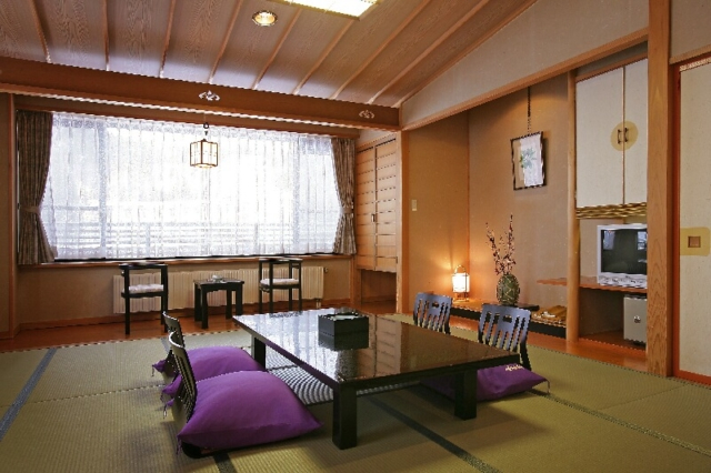 蔵王・岩清水料理の宿 季の里