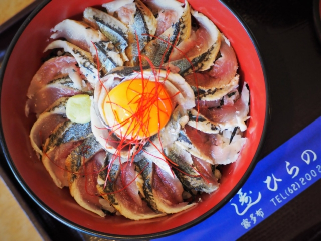 浜中のおいしい魚介!霧多布産昆布を使った「寿司ひらの」の豪華海鮮丼!