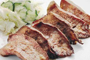 たっぷりねぎをのせてさっぱり味わう「牛たん料理 雅」