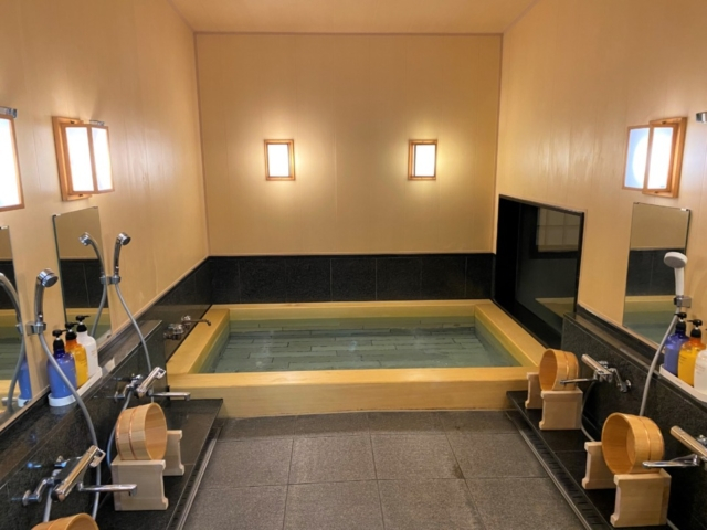 名物の”カキたまりやき”が絶品!「旅館くりもと」