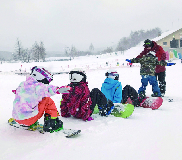 抜群の雪質とロングな緩斜面 ゴンドラを使って楽しく上達!グランデコスノーリゾート