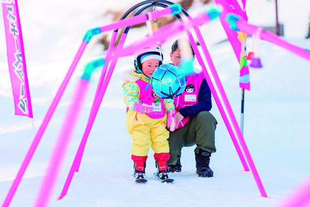関東最大級のビッグゲレンデに 人気のキッズスクールも大好評!ホワイトワールド尾瀬岩鞍
