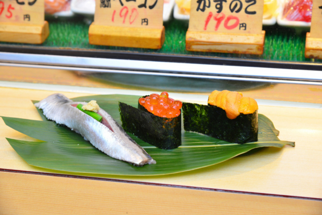 新鮮ネタを立ち食いで満喫「仙令鮨 仙台駅3階店」