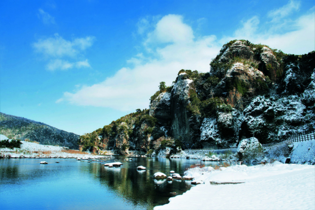 【大分の絶景:定番スポット】紅葉シーズン だけじゃない! 大分屈指の景勝地 「耶馬渓」