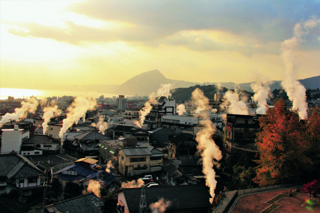 【大分の絶景:定番スポット】湯けむりに包まれる“泉都”「別府」