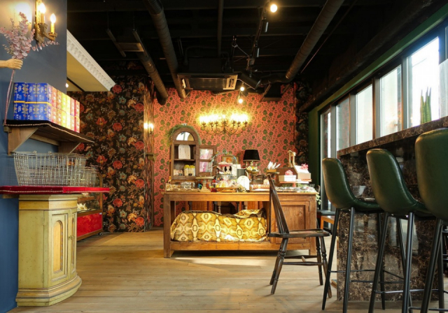 太陽ノ塔 洋菓子店の手土産こちらもおすすめ:タイヨウノカンカン フラワー