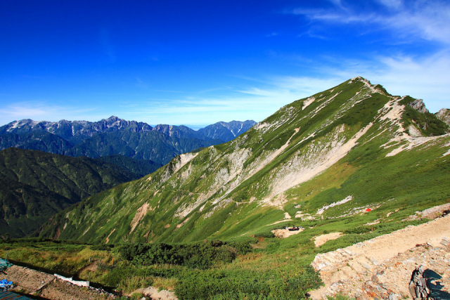 長野のおすすめ登山スポット10選 挑戦しやすい日本アルプス・八ヶ岳の高峰と四季の名山