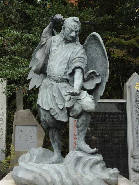 関東屈指のパワースポットで天狗に喝を入れてもらう!高尾山【東京都八王子市】