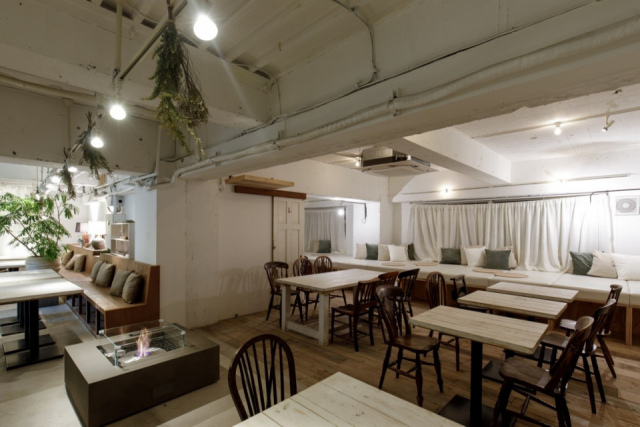 ゆったり空間でヴィーガンスイーツを楽しめるレストラン「AIN SOPH. soar IKEBUKURO」(池袋)