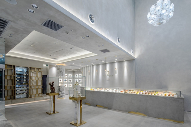 【東京のカヌレ5】五感で味わうアートなカヌレ!「LOUANGE TOKYO Le Musée」(銀座一丁目)