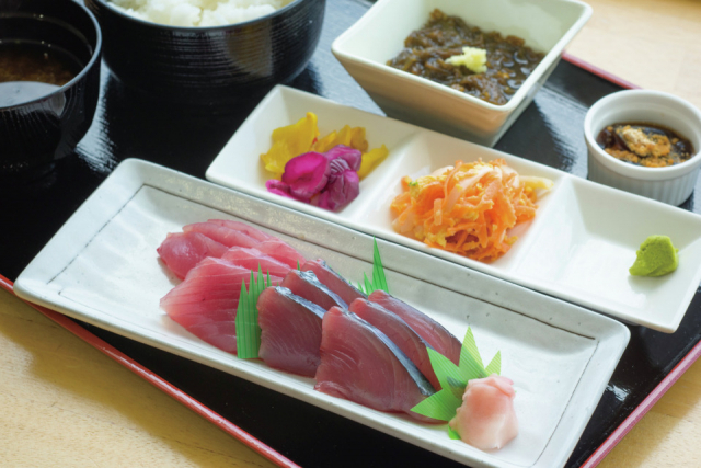 宮古島のランチ①:おーばんまい食堂(伊良部・下地島)