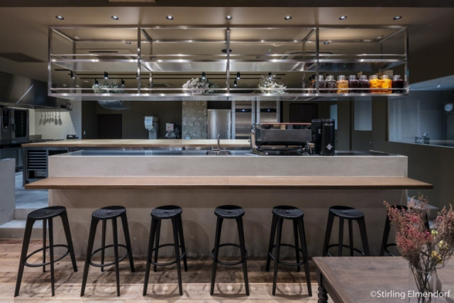 【東京のカヌレ6】最上のこだわりが素材の持ち味を引き出すカヌレ「Pâtisserie ease」(茅場町)