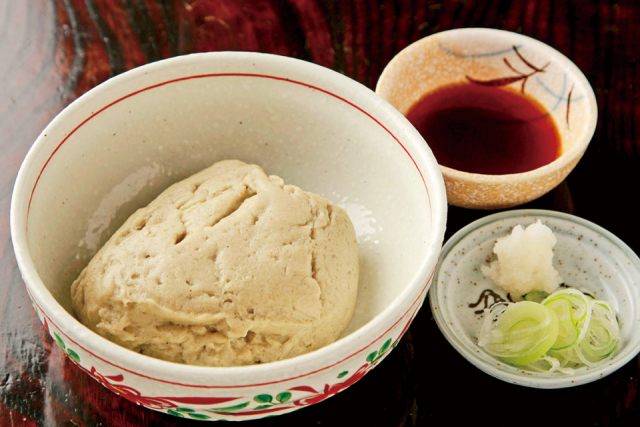 【長野市】信州そばがおいしいそば屋2 茅葺き屋根の古民家で味わう「大久保の茶屋」