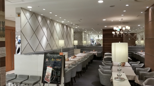 ミルフィーユ・オ・フリュイ(935円)