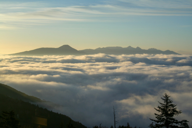 【長野の星空4】夜は星空、朝は雲海の絶景が広がる「美ヶ原高原」