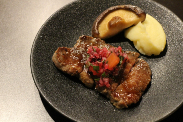 魅力6:バイキングからフルコースまで!気分に合わせて選べるお食事