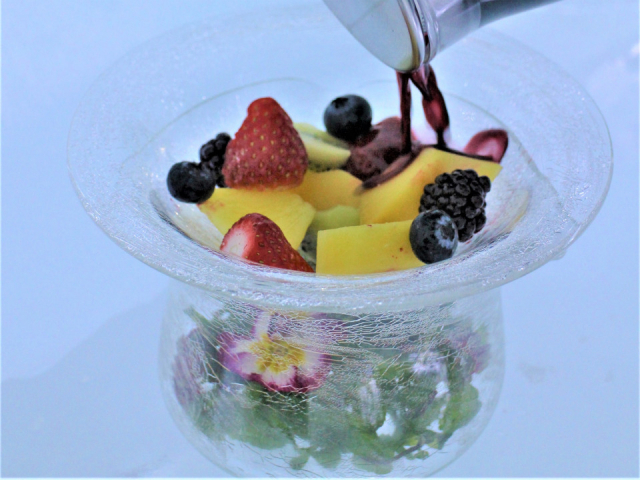 魅力1:冬限定の幻想的な氷の街・アイスヴィレッジ