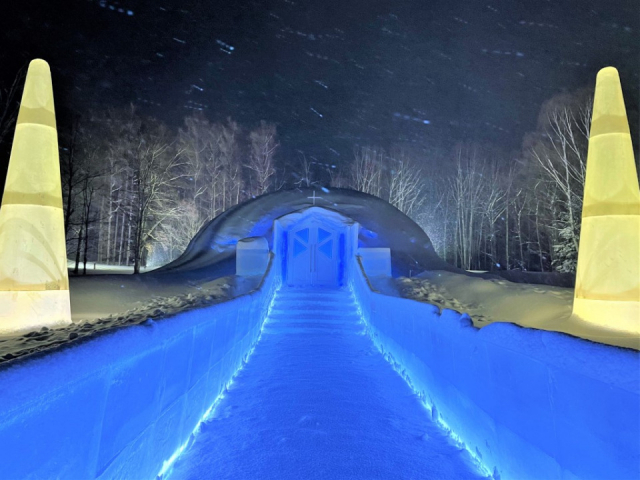 魅力1:冬限定の幻想的な氷の街・アイスヴィレッジ