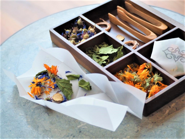 魅力2:アイヌ文化に伝わる自然観や魔除けについて楽しく学ぶ「ご当地楽(ごとうちがく)」