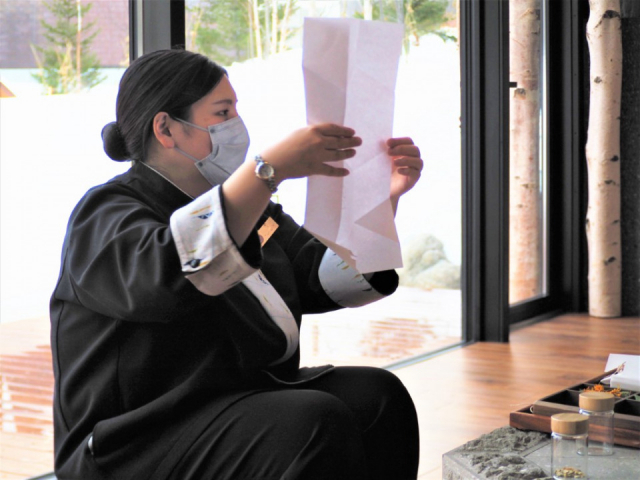 魅力2:アイヌ文化に伝わる自然観や魔除けについて楽しく学ぶ「ご当地楽(ごとうちがく)」