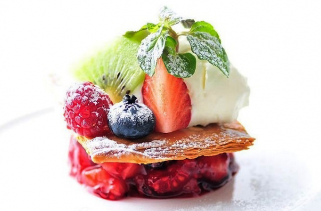 とりどりの高原野菜が映えるLAPIN流フレンチ