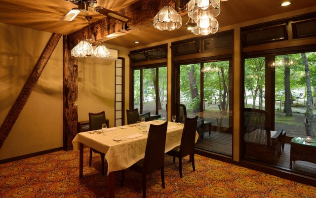 とりどりの高原野菜が映えるLAPIN流フレンチ