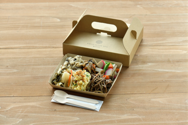 「Snow Peak FIELD SUITE SPA HEADQUARTERS」の魅力②:Snow Peak Eat(ラウンジ)