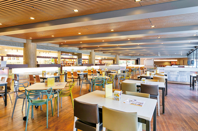 【奈良公園のランチスポット】カフェ・葉風泰夢(奈良国立博物館内)