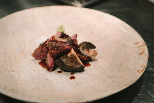 「Snow Peak FIELD SUITE SPA HEADQUARTERS」の魅力③:Restaurant 雪峰(レストラン)