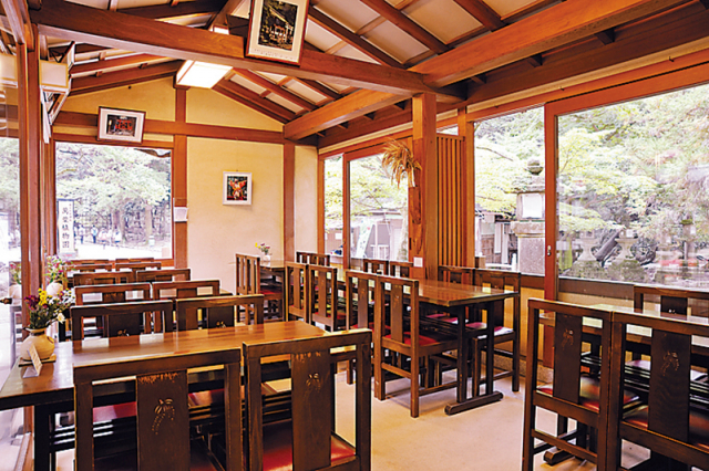 【奈良公園のランチスポット】春日荷茶屋(春日大社からすぐ)