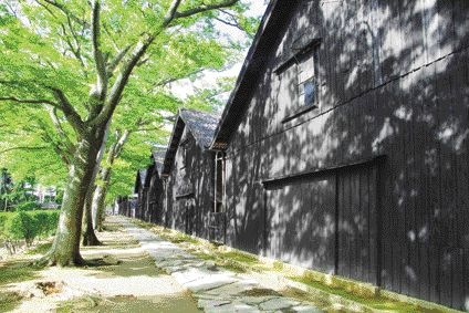 【酒田の観光スポット】山居倉庫