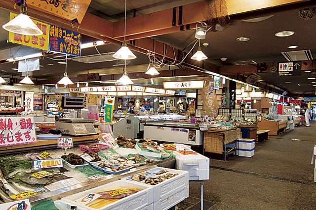 【石川県・金沢】道の駅 能登食祭市場の産地直売をチェック