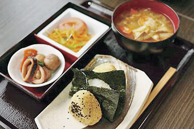 【石川県・金沢】道の駅 こまつ木場潟の人気グルメ