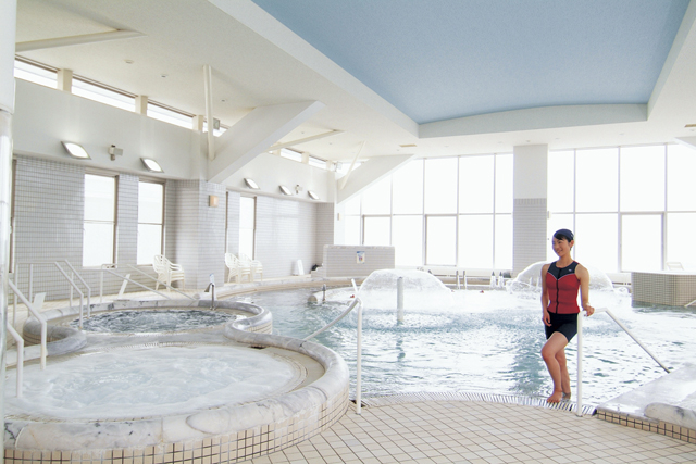 道の駅 ウェーブパークなめりかわの隣接施設をチェック