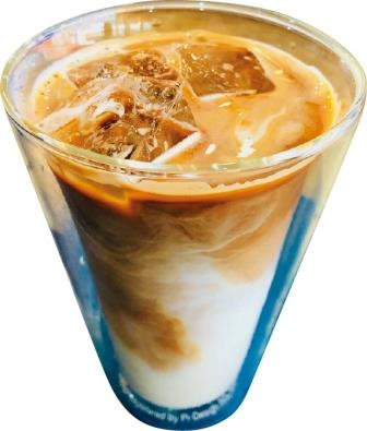 熱海銀座・渚町のカフェ 話題のお店④ QUARTO