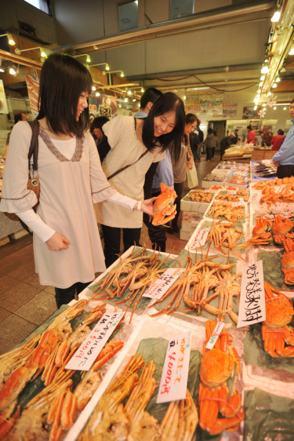 京都の道の駅「舞鶴港とれとれセンター」舞鶴市