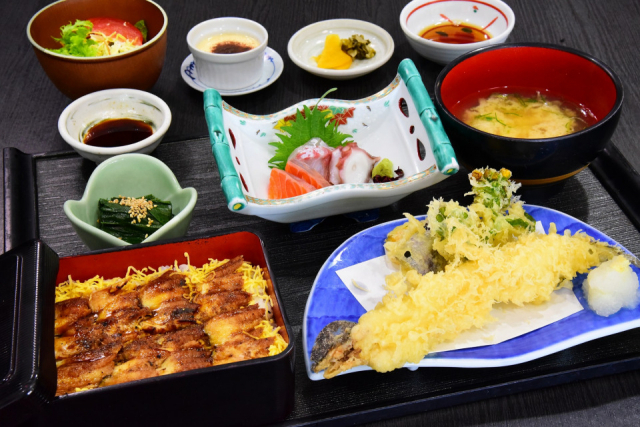 道の駅 みつのご当地グルメ