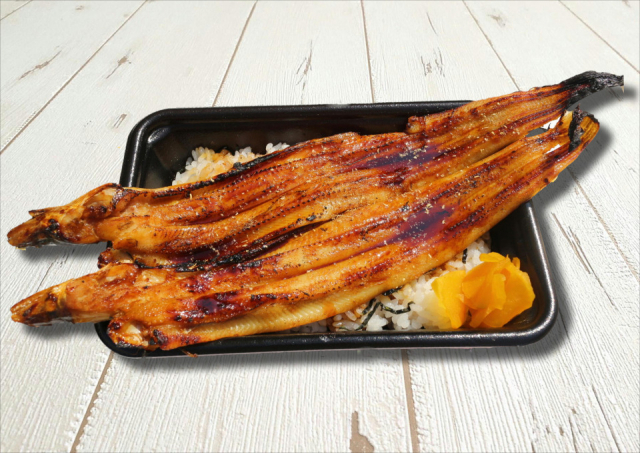 【道の駅あわじ グルメの店】お魚屋さん