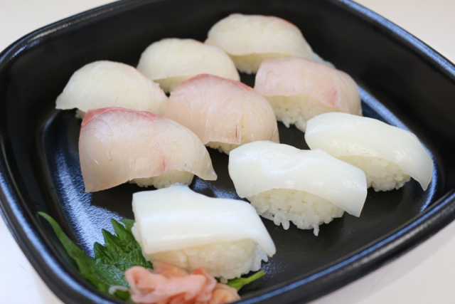 【道の駅あわじ グルメの店】お魚屋さん