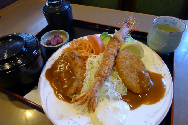 【加古川かつめし・おすすめ①】遠方のファンも多い老舗「Coffee House Rocky」